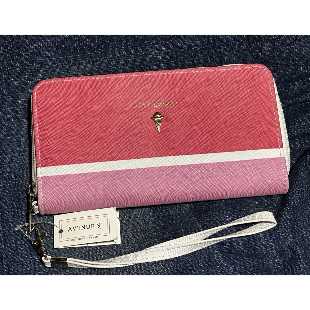 Avenue 9 RFID Blocking Pink & White Wristlet Wallet with Ice Cream Accent